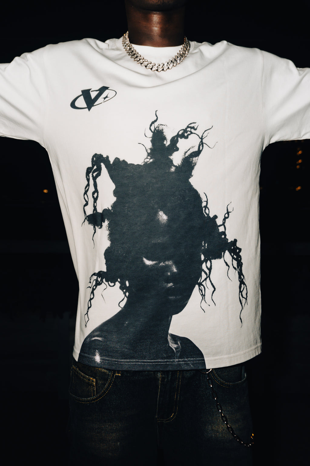 WHITE " QUEEN OF HEARTS " TSHIRT