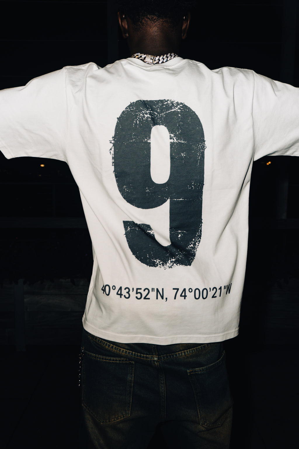 WHITE " QUEEN OF HEARTS " TSHIRT